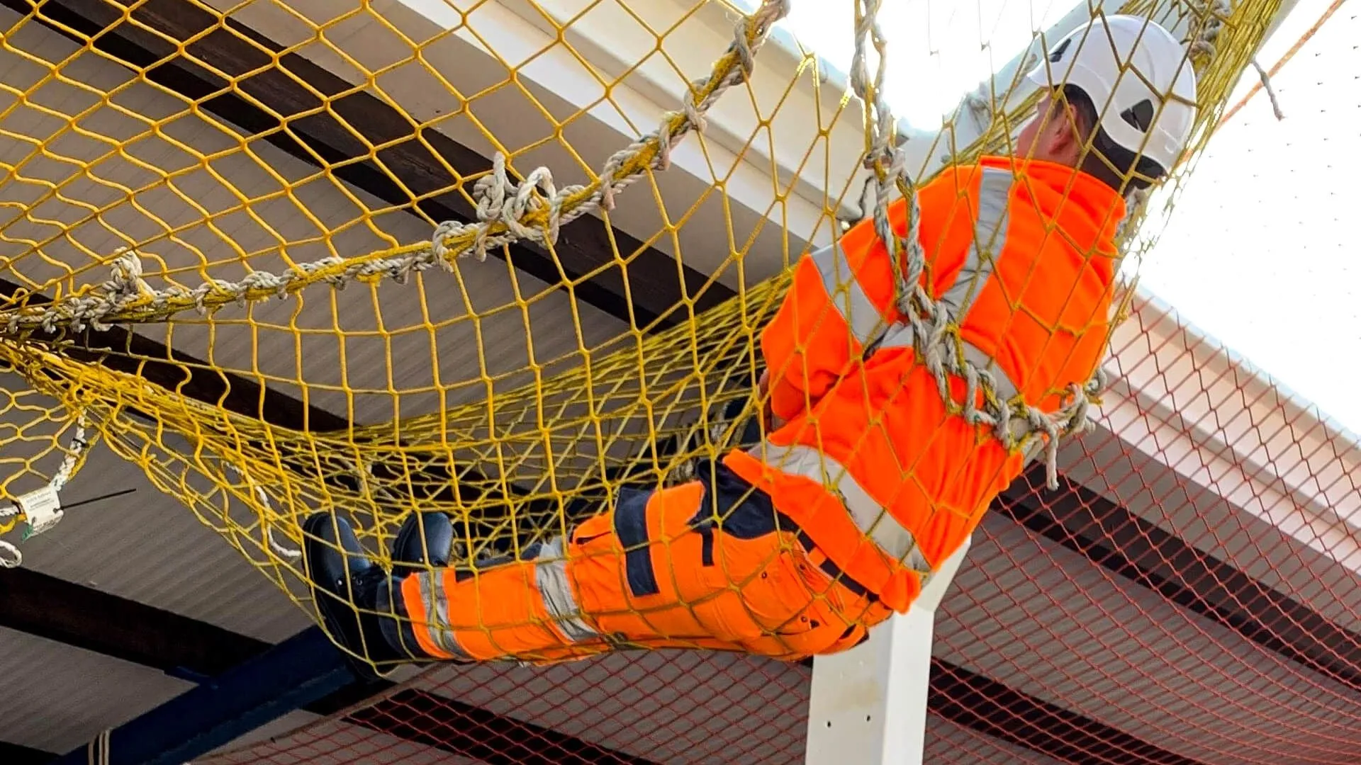 GÜVENLİK FİLE & DÜŞÜŞ ÖNLEYİCİ SİSTEMLER